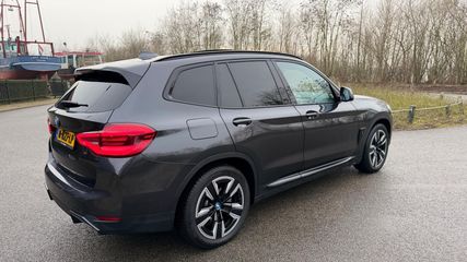 Voertuigafbeelding 4