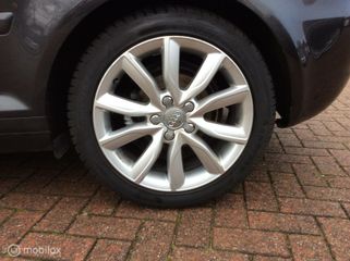 Voertuigafbeelding 8