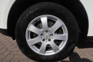 Voertuigafbeelding 35