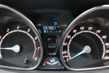 Voertuigafbeelding 9