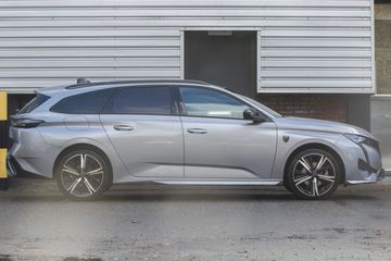 Voertuigafbeelding 4