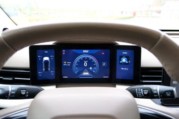 Voertuigafbeelding 13