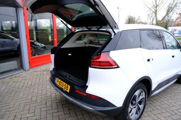 Voertuigafbeelding 8