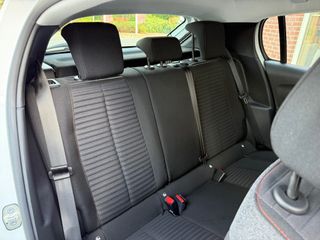 Voertuigafbeelding 37