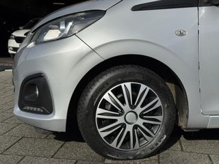 Voertuigafbeelding 14