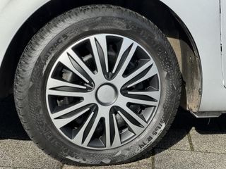 Voertuigafbeelding 15