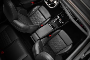 Voertuigafbeelding 9