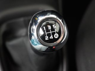 Voertuigafbeelding 26