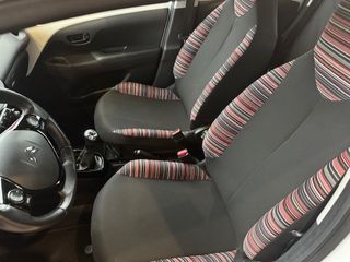 Voertuigafbeelding 6