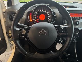 Voertuigafbeelding 7