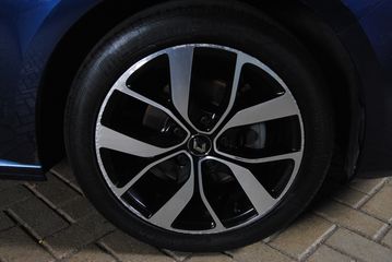 Voertuigafbeelding 5