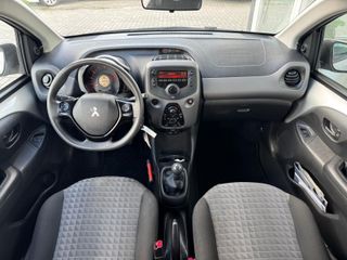 Voertuigafbeelding 6