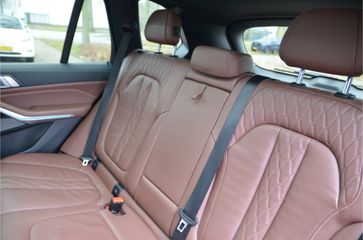 Voertuigafbeelding 13