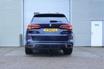 Voertuigafbeelding 9