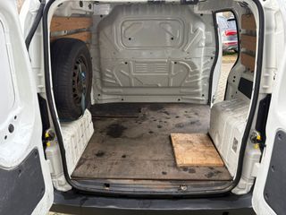 Voertuigafbeelding 14