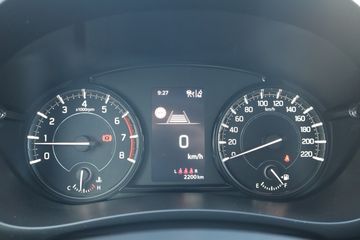 Voertuigafbeelding 6