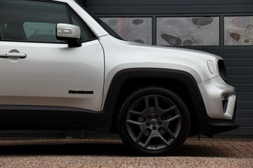 Voertuigafbeelding 16