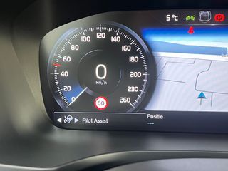 Voertuigafbeelding 9