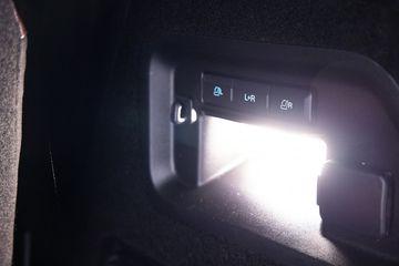 Voertuigafbeelding 37