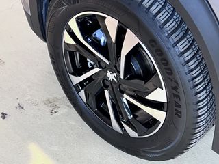 Voertuigafbeelding 6