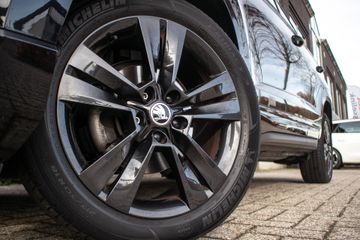 Voertuigafbeelding 12