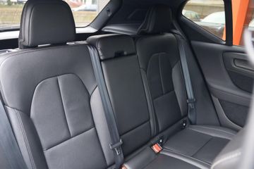 Voertuigafbeelding 24