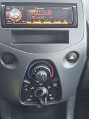 Voertuigafbeelding 6