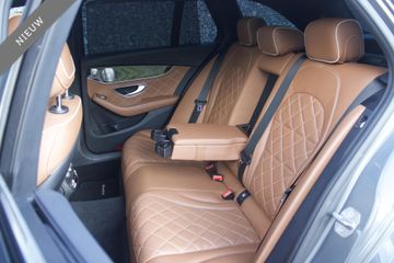 Voertuigafbeelding 8