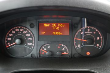 Voertuigafbeelding 16