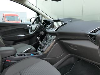 Voertuigafbeelding 5