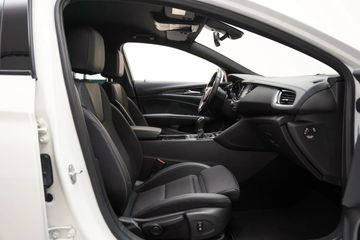 Voertuigafbeelding 37