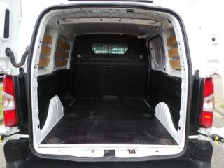 Voertuigafbeelding 17