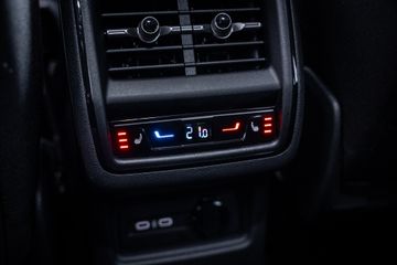 Voertuigafbeelding 38