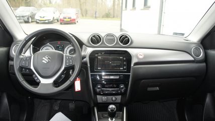 Voertuigafbeelding 9