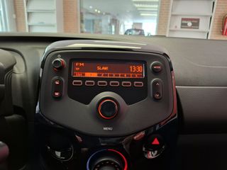 Voertuigafbeelding 10