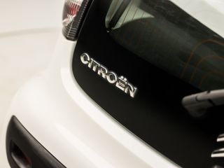 Voertuigafbeelding 18