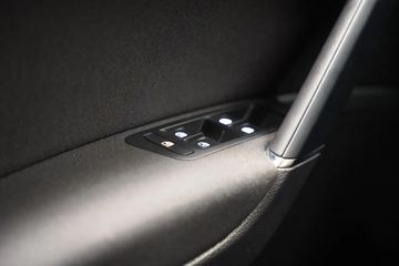 Voertuigafbeelding 18