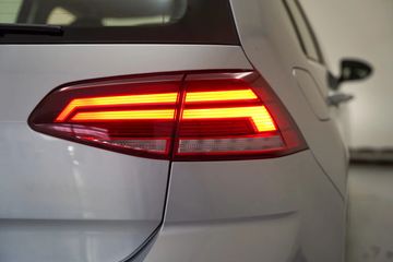 Voertuigafbeelding 31