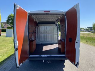 Voertuigafbeelding 11