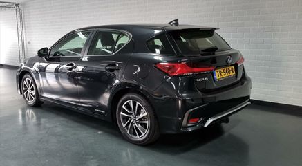 Voertuigafbeelding 2