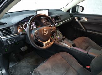 Voertuigafbeelding 9