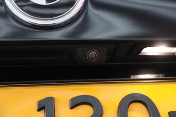 Voertuigafbeelding 9