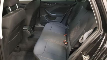 Voertuigafbeelding 7