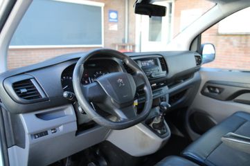 Voertuigafbeelding 18