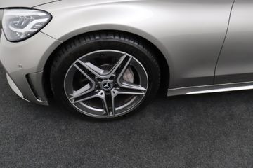 Voertuigafbeelding 6