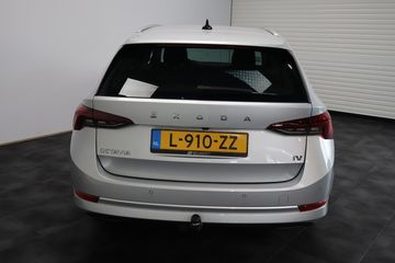 Voertuigafbeelding 4