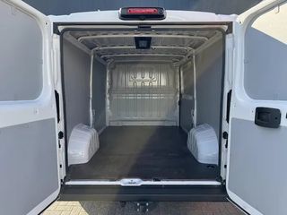 Voertuigafbeelding 16