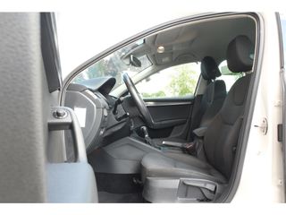 Voertuigafbeelding 4