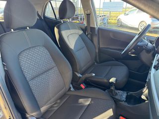 Voertuigafbeelding 12