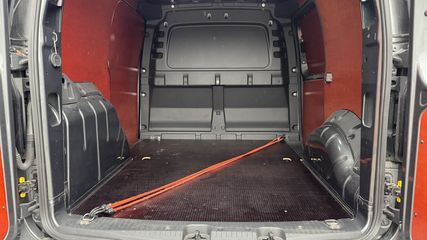 Voertuigafbeelding 8